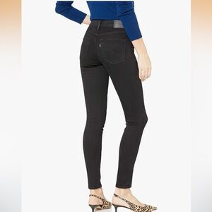 Levi's Women's Dark Skinny Jeans